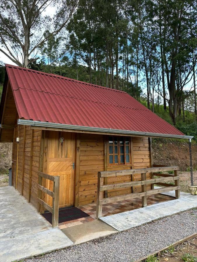 Pousada Pedra Da Mata Chales Na Montanha Munhoz Exterior foto